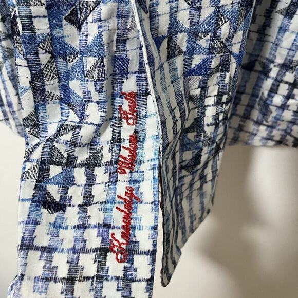 Robert Graham Maitai Button Up Shirt Size 2XL Blue Tiki Embroidered Flip Cuffs - Picture 6 of 12